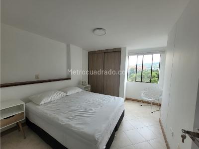 Apartamento de 3 alcobas en venta en Transversal Superior El Poblado, Medellín, 95 m² · foto 10 de 19