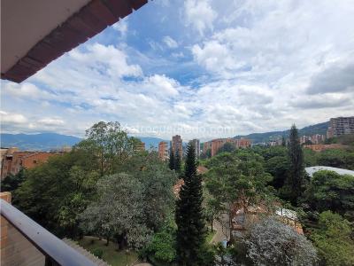 Apartamento de 3 alcobas en venta en Transversal Superior El Poblado, Medellín, 95 m² · foto 18 de 19