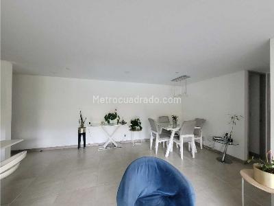 Apartamento de 3 alcobas en venta en La Abadia Envigado, Envigado, 96 m² · foto 5 de 20