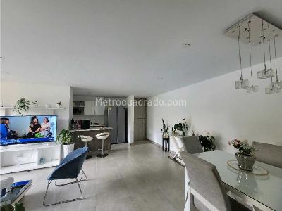 Apartamento de 3 alcobas en venta en La Abadia Envigado, Envigado, 96 m² · foto 6 de 20