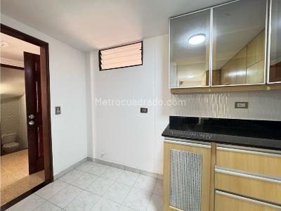 Casa de 5 alcobas en venta en Transversal Intermedia, Envigado, 224 m² · foto 19 de 20
