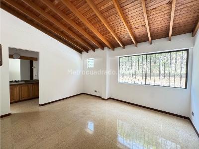 Casa de 5 alcobas en venta en Transversal Intermedia, Envigado, 224 m² · foto 20 de 20