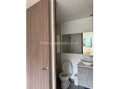 Apartamento de 2 alcobas en venta en Loma El Escobero Envigado, Envigado, 84 m² · foto 7 de 10
