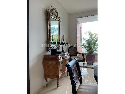 Apartamento de 3 alcobas en venta en Los Balsos El Poblado, Medellín, 242 m² · foto 11 de 19
