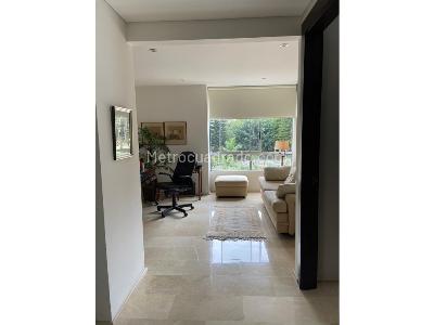 Apartamento de 3 alcobas en venta en Los Balsos El Poblado, Medellín, 242 m² · foto 14 de 19