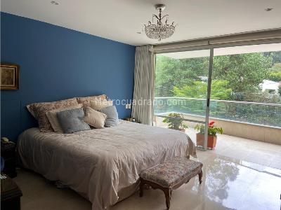 Apartamento de 3 alcobas en venta en Los Balsos El Poblado, Medellín, 242 m² · foto 16 de 19