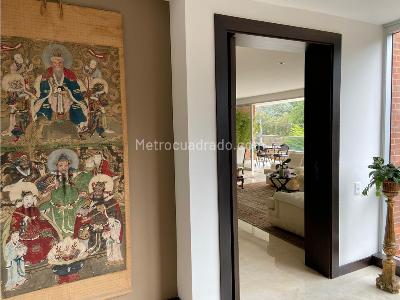 Apartamento de 3 alcobas en venta en Los Balsos El Poblado, Medellín, 242 m² · foto 5 de 19
