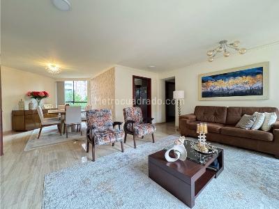 Apartamento de 3 alcobas en venta en Transversal Superior El Poblado, Medellín, 124 m² · foto 2 de 20