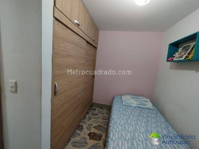 Apartamento en venta en Laureles, Medellín · foto 7 de 20