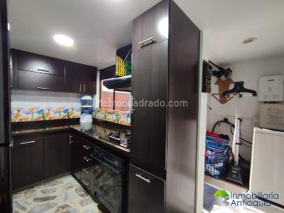 Apartamento en venta en Laureles, Medellín · foto 8 de 20