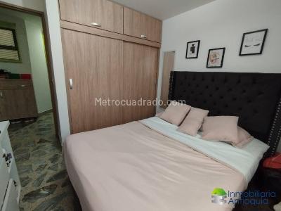 Apartamento en venta en Laureles, Medellín · foto 13 de 20