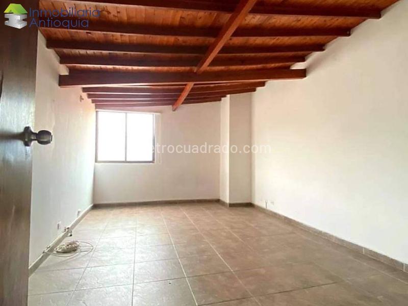 Penthouse de Lujo de 4 Alcobas con Vistas 360° en Laureles - 7
