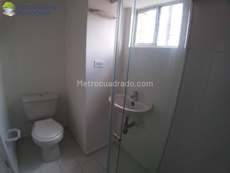 Hermoso Estudio en La América - 4