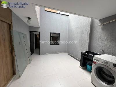 Casa de 5 alcobas en arriendo en Bolivariana, Medellín, 350 m² · foto 9 de 20