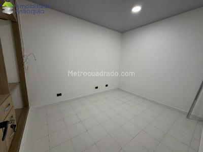 Casa de 5 alcobas en arriendo en Bolivariana, Medellín, 350 m² · foto 19 de 20