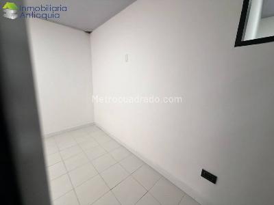 Casa de 5 alcobas en arriendo en Bolivariana, Medellín, 350 m² · foto 20 de 20