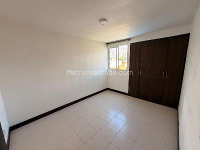 Apartamento de 2 alcobas en arriendo en Santa Monica, Medellín, 52 m² · foto 2 de 9