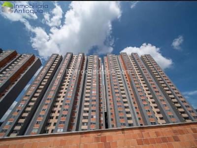 Apartamento de 3 alcobas en venta en Robledo Las Margaritas, Medellín, 52 m² · foto 10 de 10