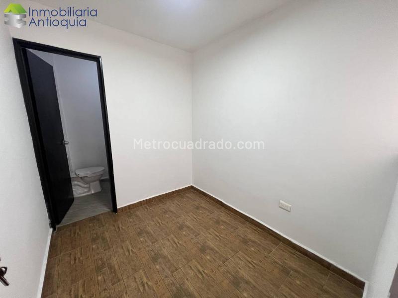 5BR House with Patio in Conquistadores - 7