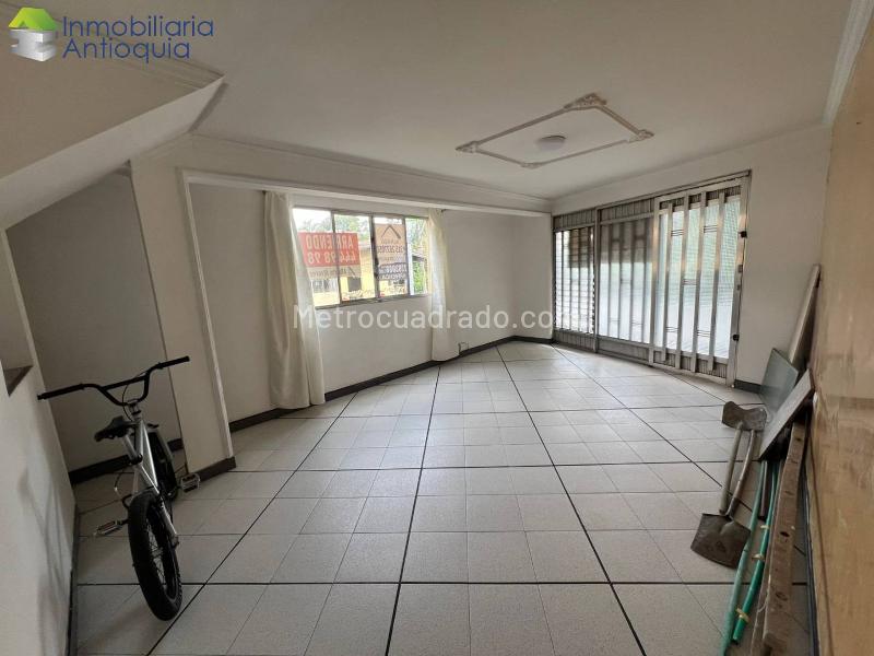 Casa Amplia de 5 Alcobas en Santa Fe