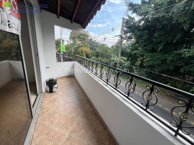 Casa Amplia de 5 Alcobas en Santa Fe - 8