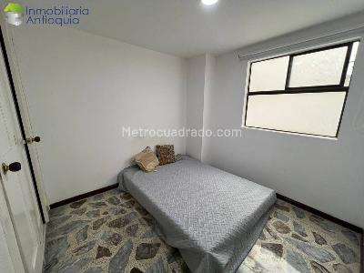 Apartamento en venta en Laureles, Medellín · foto 6 de 10
