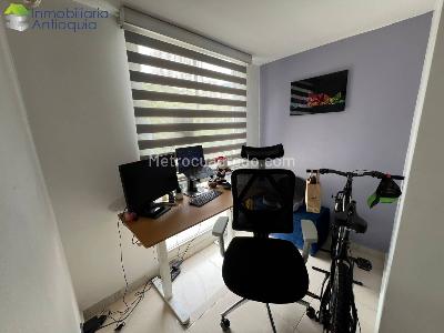 Apartamento en venta en Calasanz, Medellín · foto 4 de 17