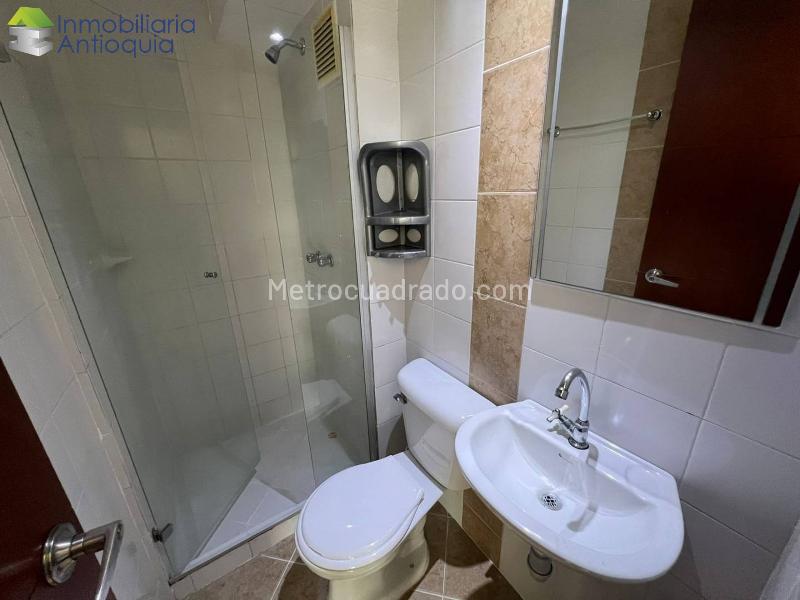 Apartamento de 3 Alcobas en Arriendo en Belén Las Mercedes - 4