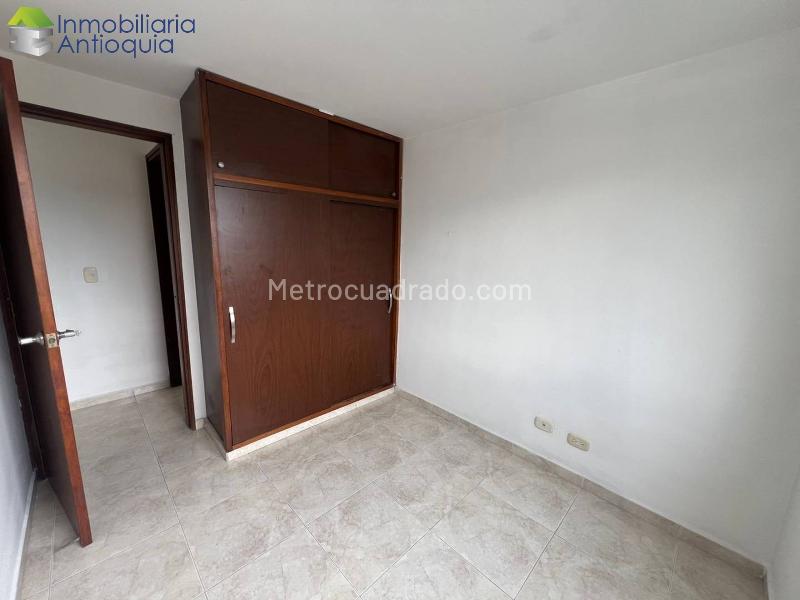 Apartamento de 3 Alcobas en Arriendo en Belén Las Mercedes - 8