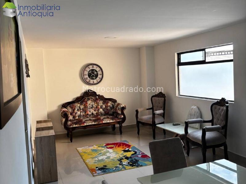 Duplex de 3 Alcobas con Terraza en Prado Centro - 4