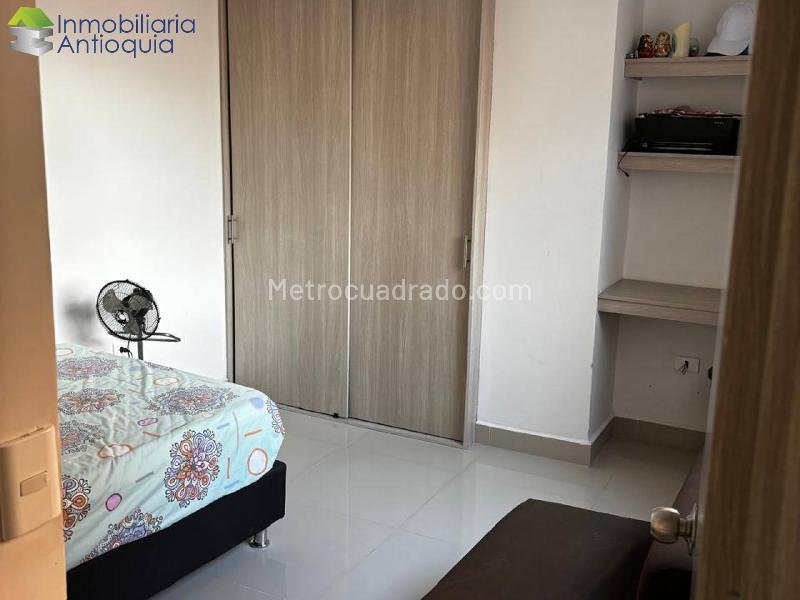 Duplex de 3 Alcobas con Terraza en Prado Centro - 5