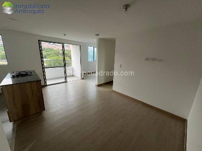 Apartamento en venta en Robledo Altamira, Medellín · foto 2 de 15
