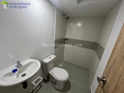 Apartamento en venta en Robledo Altamira, Medellín · foto 5 de 15