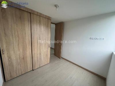 Apartamento en venta en Robledo Altamira, Medellín · foto 7 de 15