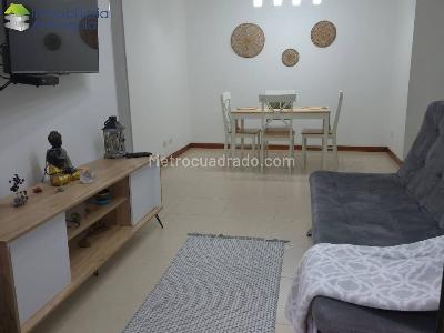 Apartamento en venta en Loma De Los Bernal, Medellín · foto 4 de 18