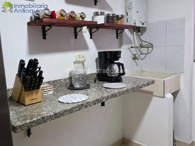 Apartamento en venta en Loma De Los Bernal, Medellín · foto 9 de 18