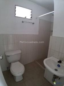 Casa de 5 alcobas en venta en Laureles, Medellín, 265 m² · foto 10 de 11