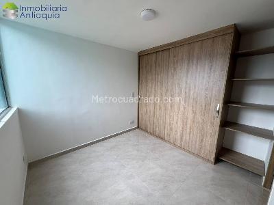 Apartamento de 3 alcobas en venta en Santana, Bello, 58 m² · foto 8 de 11