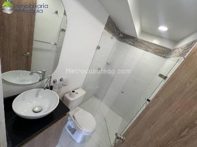 Apartamento de 3 alcobas en venta en Santana, Bello, 58 m² · foto 9 de 11