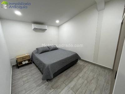 Apartamento de 2 alcobas en arriendo en Laureles, Medellín, 94 m² · foto 2 de 14
