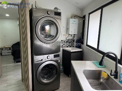 Apartamento de 2 alcobas en arriendo en Laureles, Medellín, 94 m² · foto 11 de 14