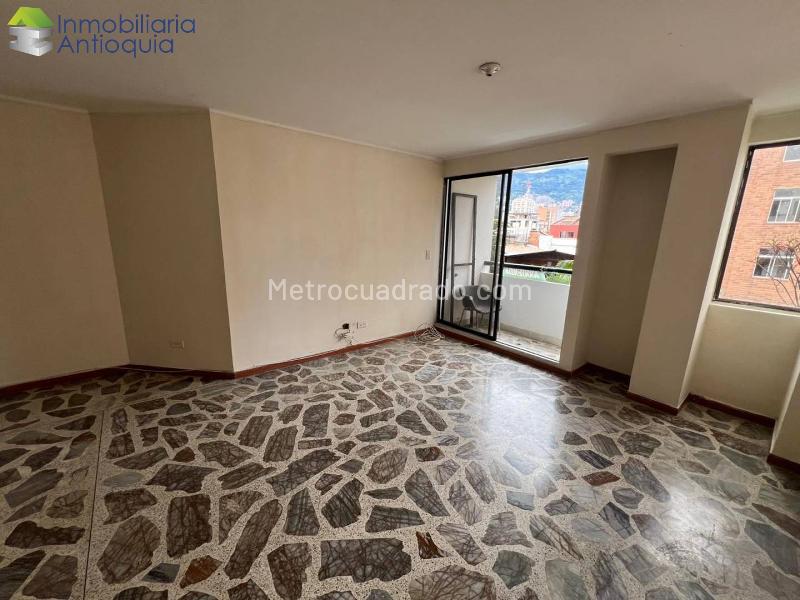 3BR Apartment in Laureles (100 m²)