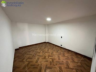 Apartamento en venta en Manrique, Medellín · foto 4 de 8