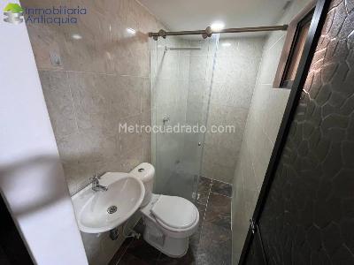 Apartamento en venta en Manrique, Medellín · foto 7 de 8