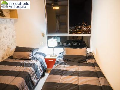 Apartamento de 3 alcobas en venta en El Poblado, Medellín, 97 m² · foto 9 de 18