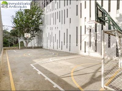 Apartamento de 3 alcobas en venta en El Poblado, Medellín, 97 m² · foto 18 de 18