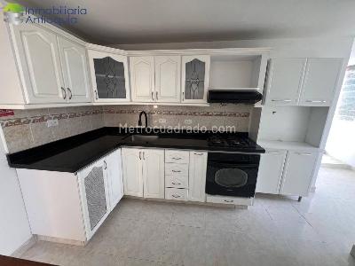 Apartamento en venta en Calasanz, Medellín · foto 4 de 17