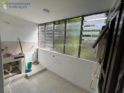 Apartamento en venta en Calasanz, Medellín · foto 5 de 17