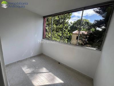 Apartamento en venta en Calasanz, Medellín · foto 6 de 17