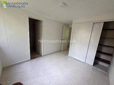 Apartamento en venta en Calasanz, Medellín · foto 15 de 17